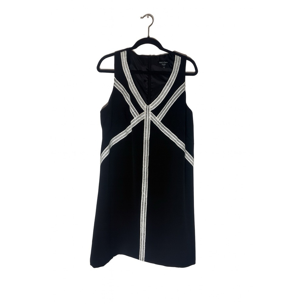 Kelly & Diane Black Geometric Trim Sheath Dress Sz 16 Sleeveless V-Neck Cocktail